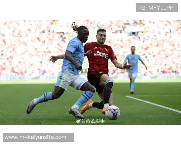 希勒强烈批评裁判未出示红牌认为达洛特的犯规行为不可原谅